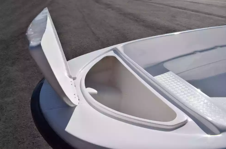 Стеклопластиковая лодка Пингвин (тримаран) в Челябинске