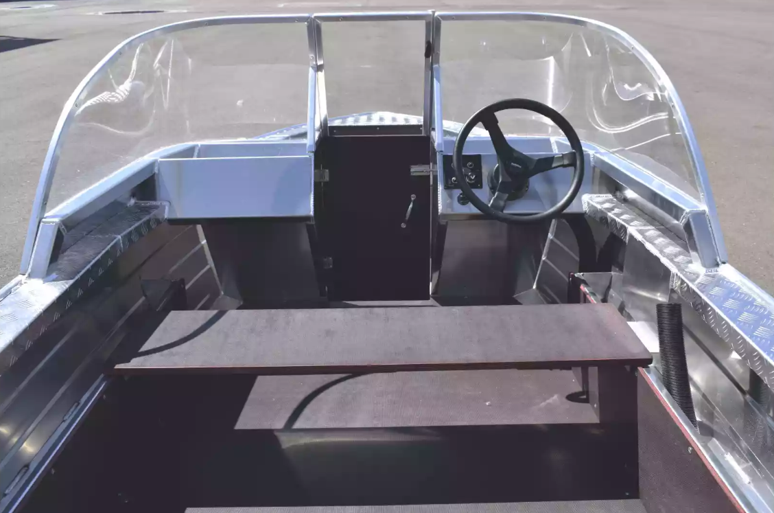Алюминиевая лодка Wyatboat-390 DCM в Челябинске