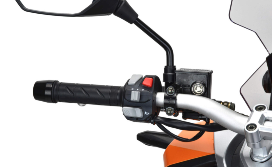 Скутер MOTOLAND (МОТОЛЕНД) T-MAX 150 в Челябинске