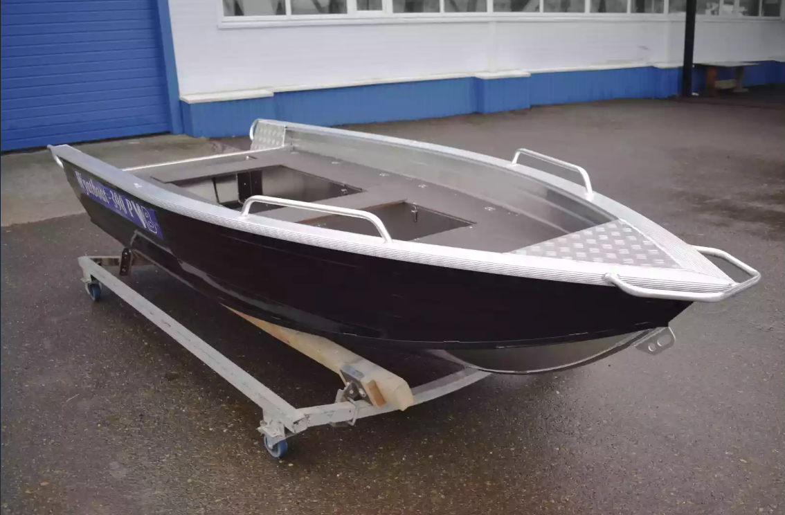 Алюминиевая лодка Wyatboat-390РМ в Челябинске
