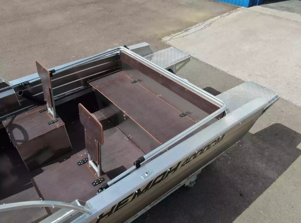 Алюминиевая лодка  Неман-400 DCM NEW в Челябинске