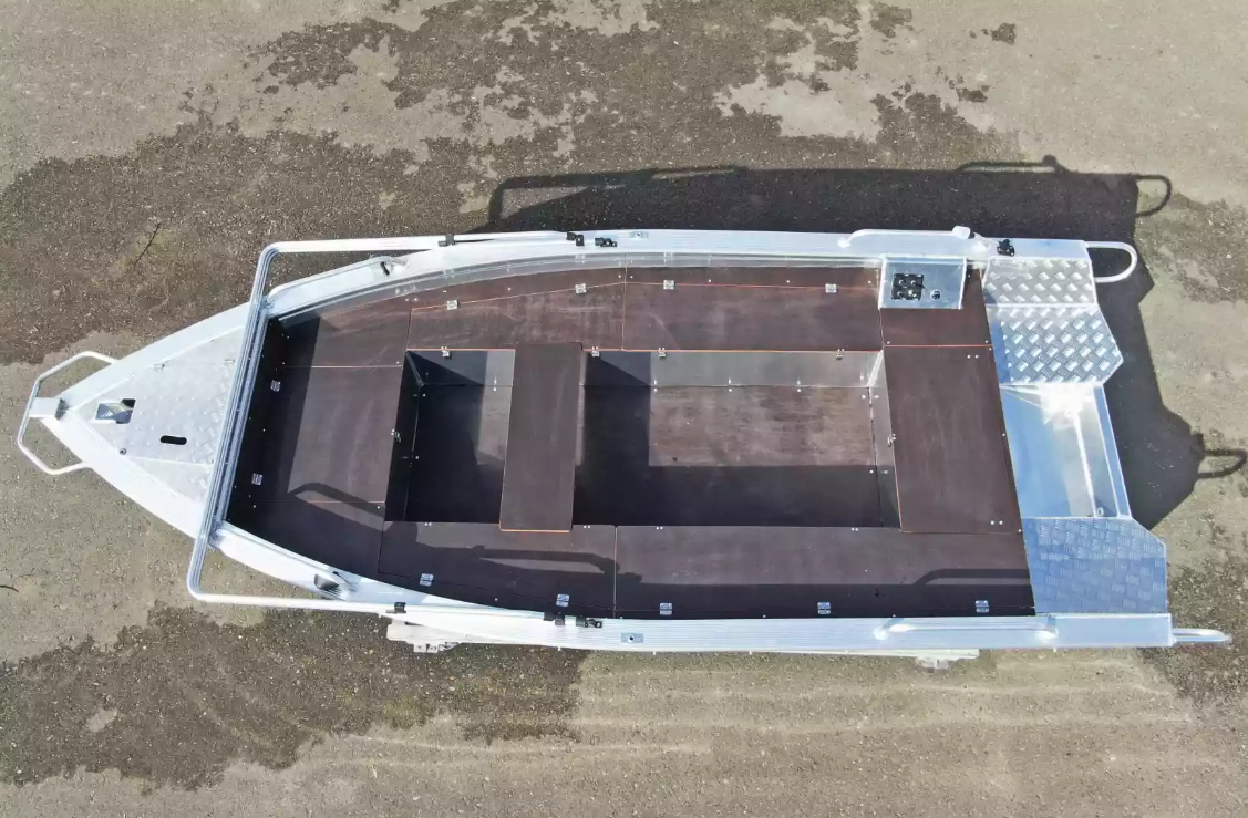 Алюминиевая лодка Wyatboat-390РМ в Челябинске