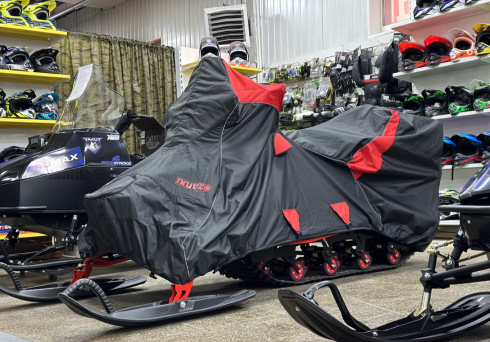 Чехол транспорт. снегохода IKUDZO HUNTER черно-красный Оксфорд ПРЕМИУМ качества с лого IKUDZO в Челябинске