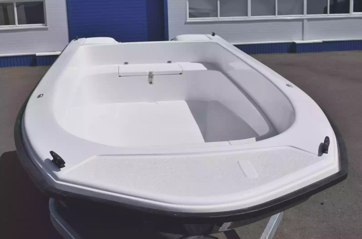 Стеклопластиковая лодка Wyatboat 430 тримаран в Челябинске