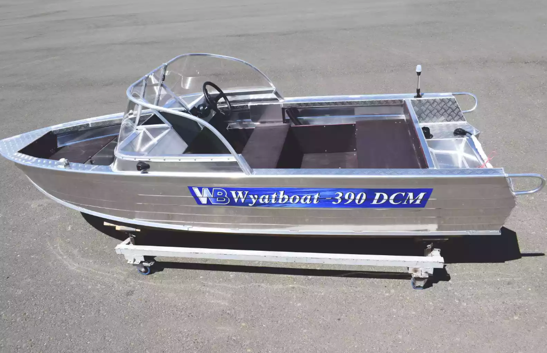 Алюминиевая лодка Wyatboat-390 DCM в Челябинске
