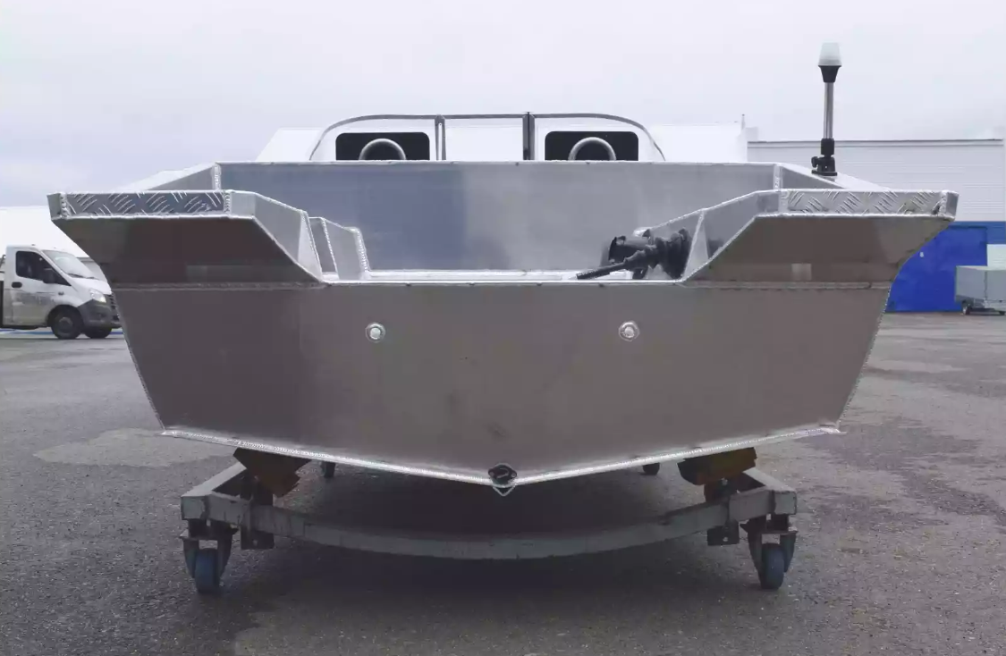 Алюминиевая лодка  Neman-400 PRO в Челябинске