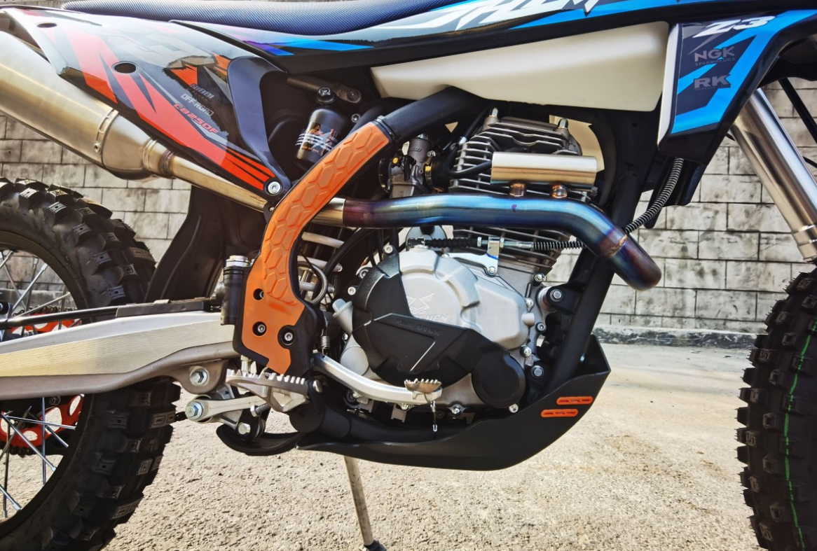 Мотоцикл JHLMOTO JHL Z3 CB250 (172FMM-3A) в Челябинске