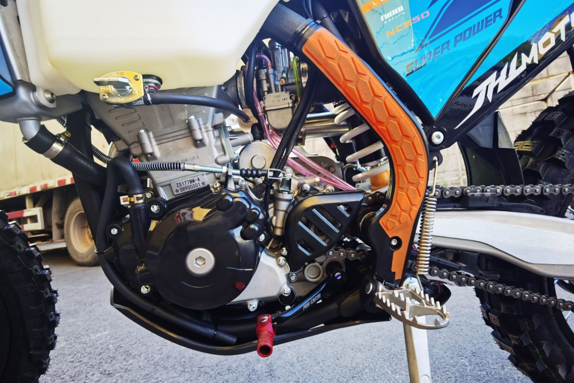 Мотоцикл JHLMOTO JHL Z7 NC250S (177MM-A) в Челябинске