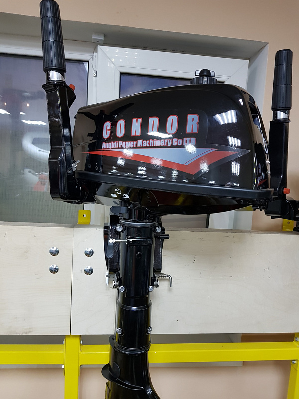 Лодочный мотор Condor T5HS без бака 12 л. в Челябинске