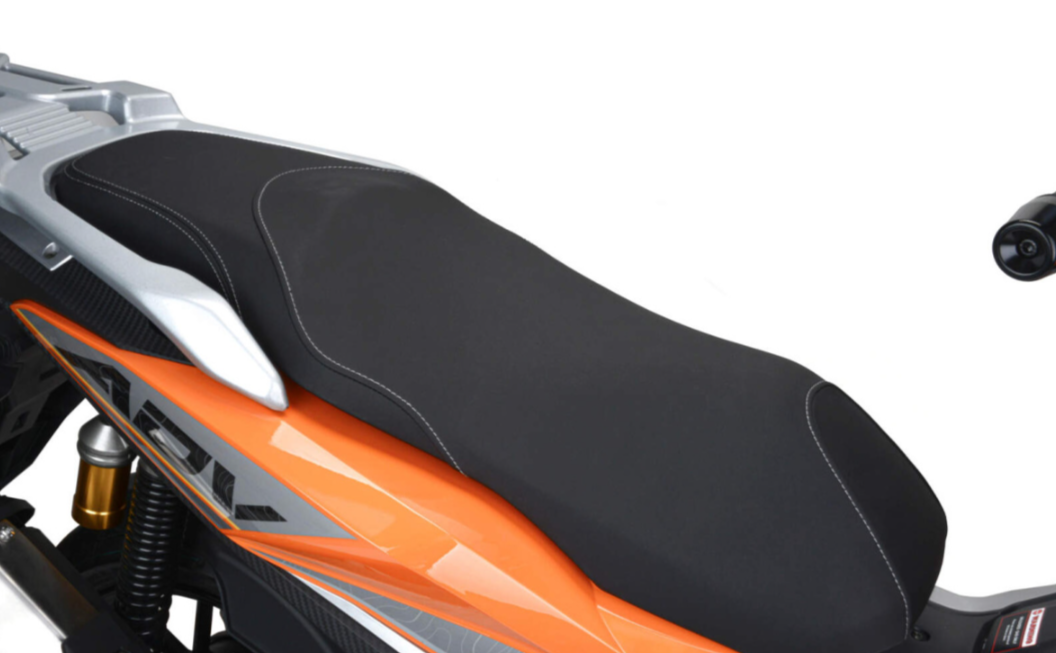 Скутер MOTOLAND (МОТОЛЕНД) T-MAX 150 в Челябинске