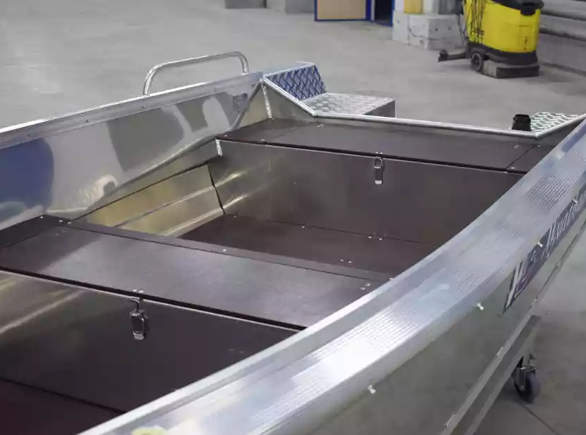 Алюминиевая лодка  Wyatboat-430 Р в Челябинске