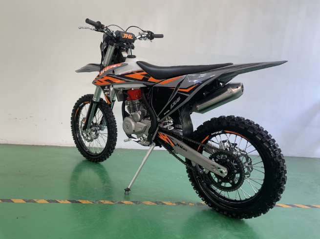 Мотоцикл JHLMOTO JHL LX4 CB300RL (175FMN) в Челябинске