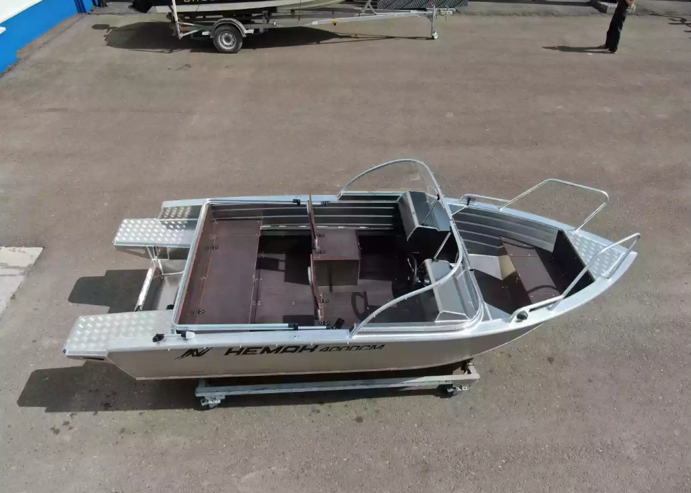 Алюминиевая лодка  Неман-400 DCM NEW в Челябинске