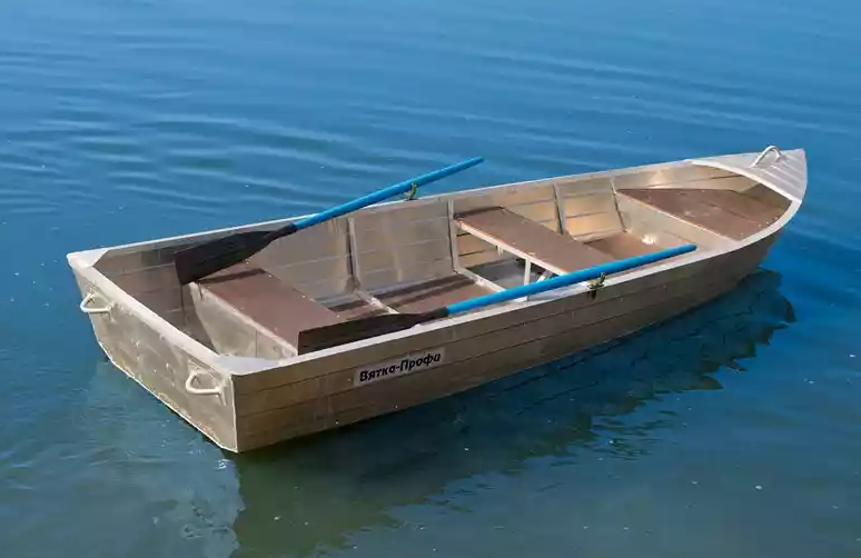 Алюминиевая лодка Вятка-Профи 32 в Челябинске
