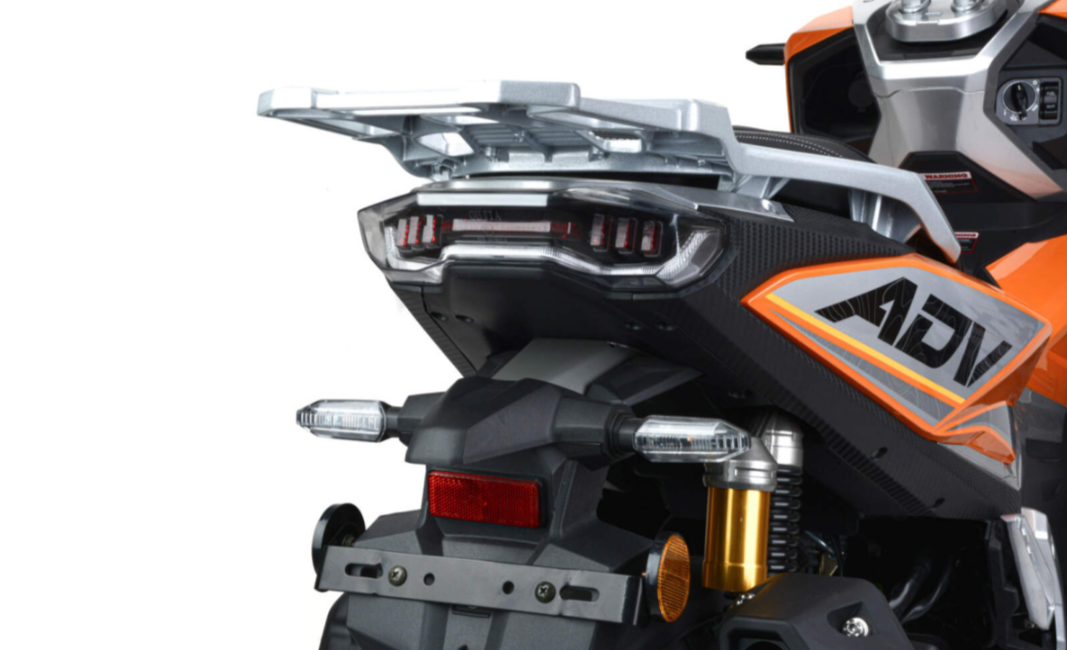 Скутер MOTOLAND (МОТОЛЕНД) T-MAX 150 в Челябинске