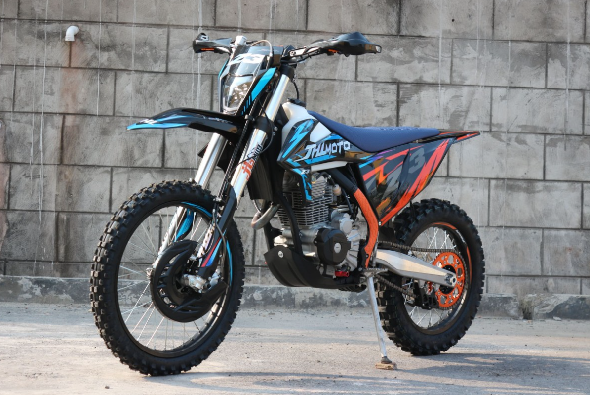 Мотоцикл JHLMOTO JHL Z3 CB250 (172FMM-3A) в Челябинске