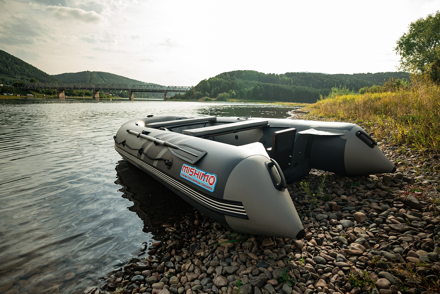 Лодка MISHIMO RIVER JET 390 под водомет в Челябинске
