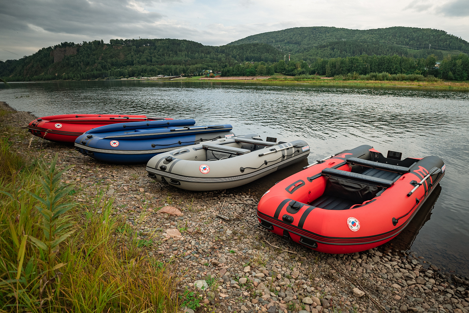 Лодка MISHIMO RIVER FJET PRO 410  под водомет в Челябинске