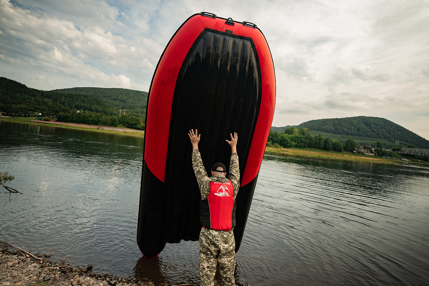 Лодка MISHIMO RIVER FJET PRO 410  под водомет в Челябинске