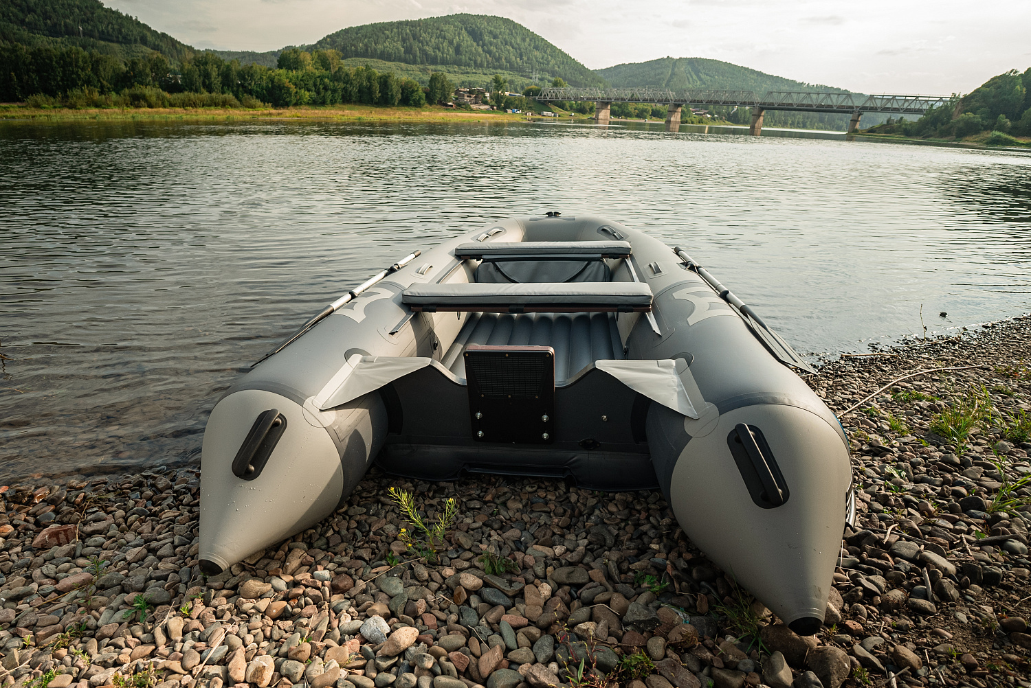 Лодка MISHIMO RIVER JET 390 под водомет в Челябинске