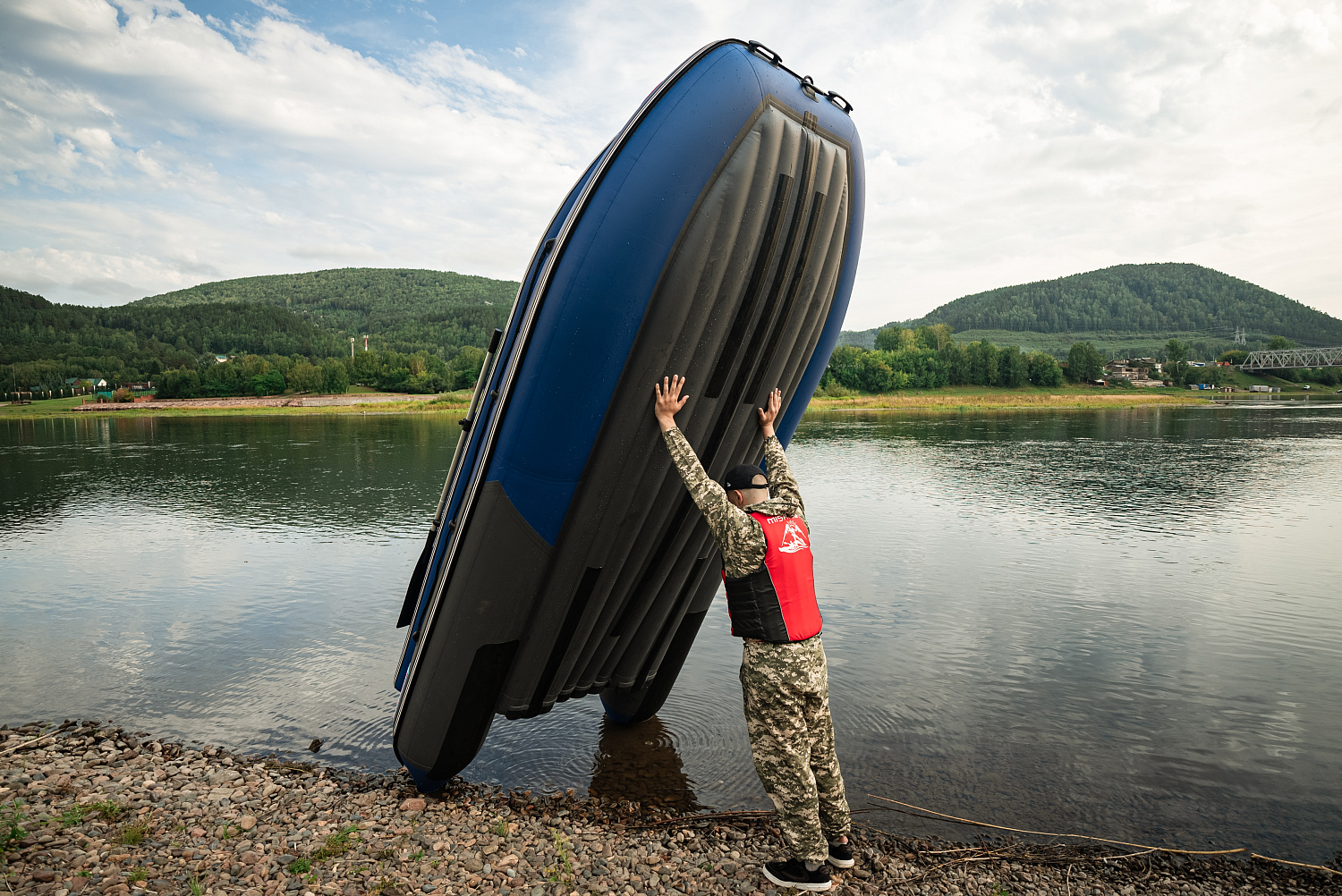 Лодка MISHIMO RIVER FJET PRO 410  под водомет в Челябинске