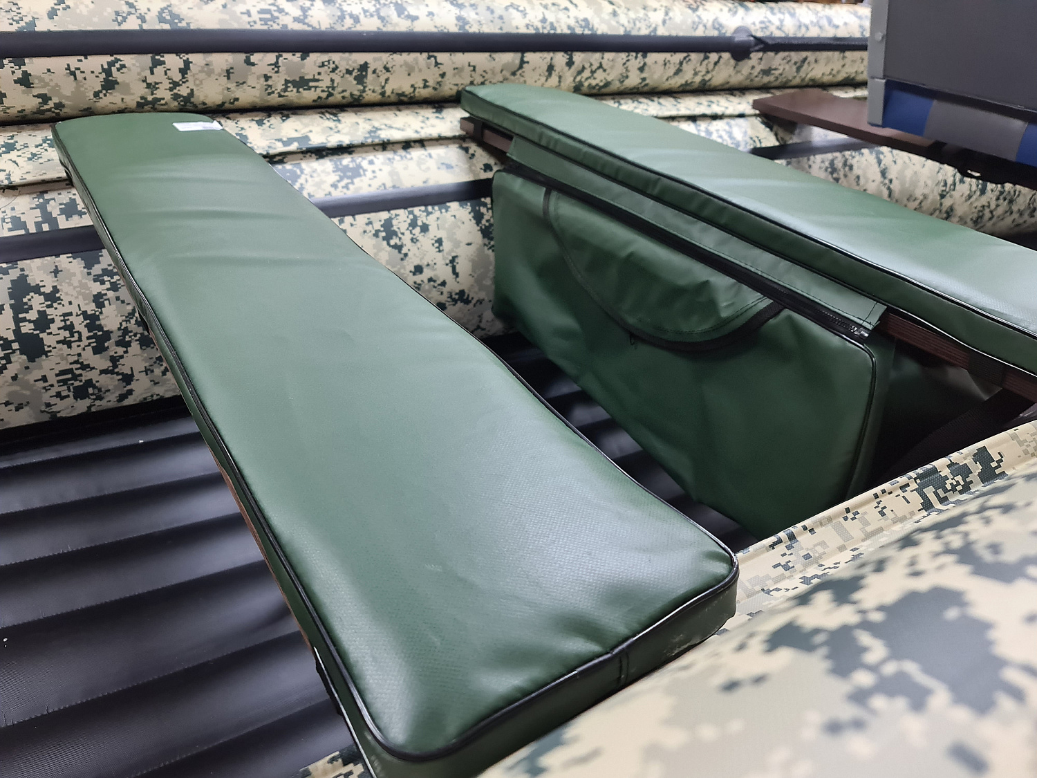 КОМПЛЕКТ МЯГКИХ НАКЛАДОК С СУМКОЙ ДЛЯ ЛОДОК 110Х20 ЗЕЛЕНЫЙ в Челябинске