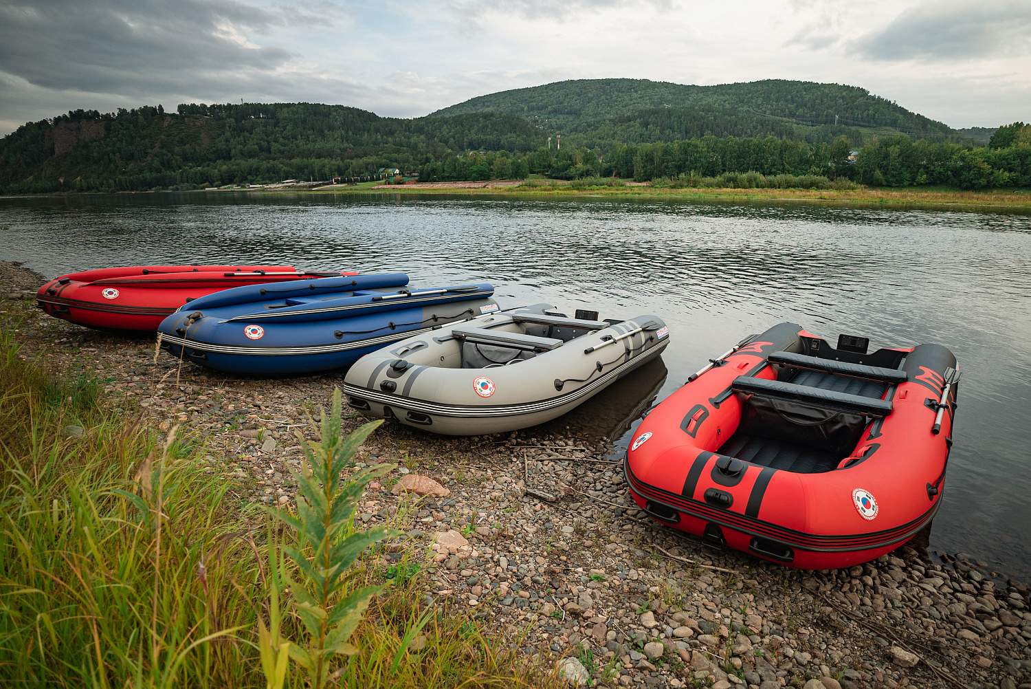 Лодка MISHIMO RIVER FJET PRO 410  под водомет в Челябинске